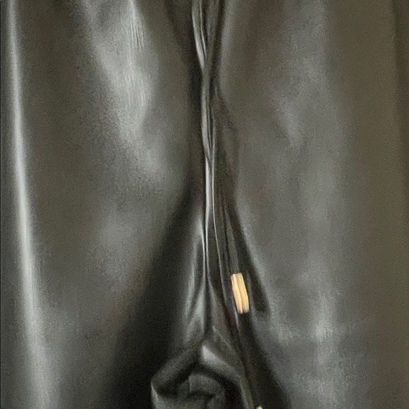 bebe Black Ankle Cropped Pants - Picture 4 of 12